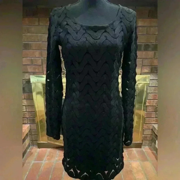 FREE PEOPLE BLACK LACE OVERLAY CUTOUT BACK CROCHET FITTED FORMAL DRESS SIZE SM - Picture 3 of 12
